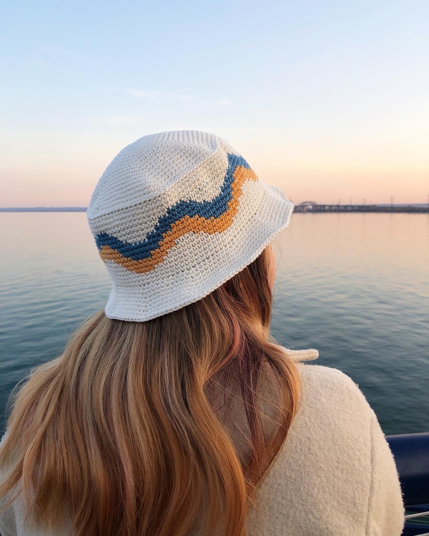 Wavy Bucket Hat Pattern